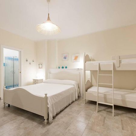 Casa Vacanze Poseidone Lido Conchiglia Exterior photo